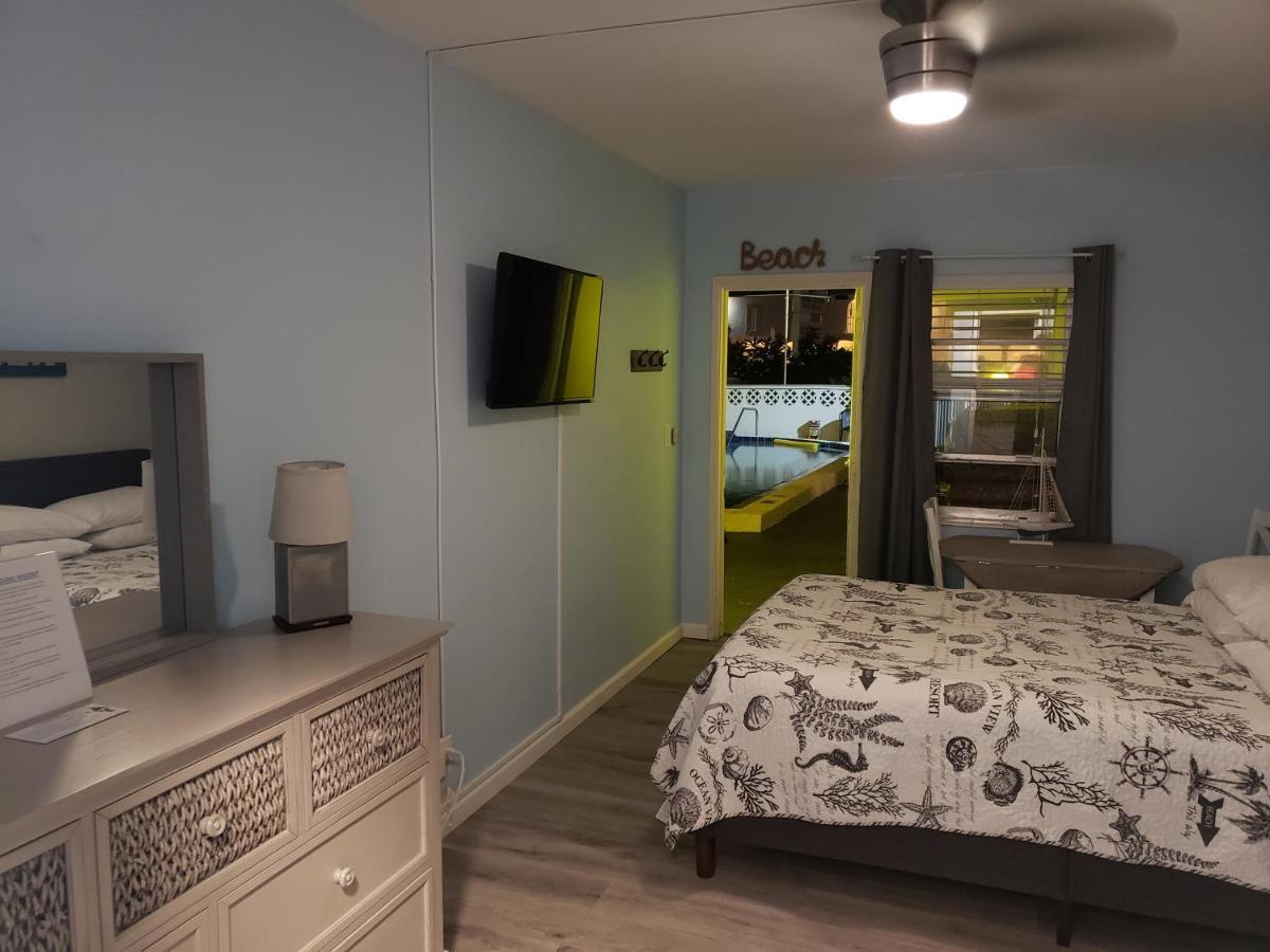 Ashley Brooke Beach Motel